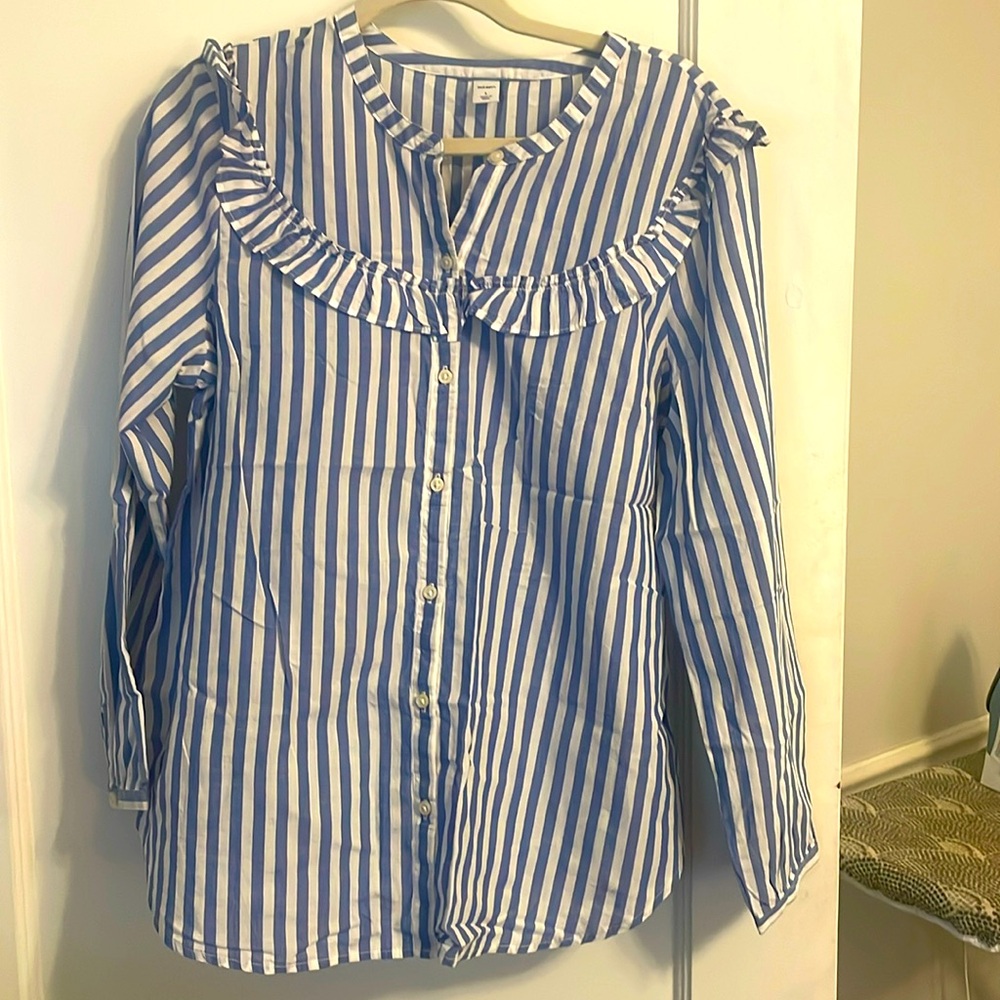 New striped Old Navy button down with ruffle detail